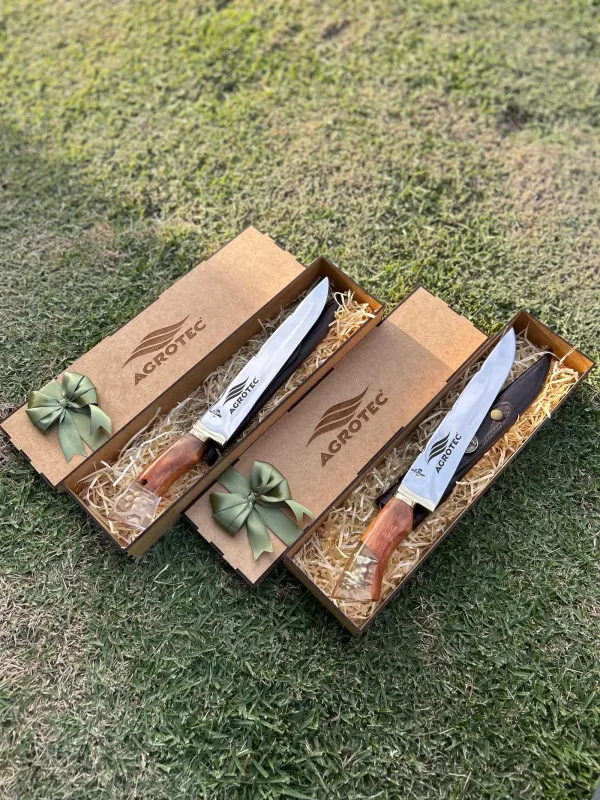 Cuchillo Artesanal con Pingente + Caja de Regalo